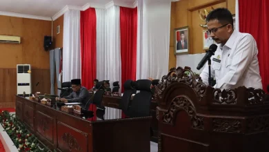 Pj. Bupati Batu Bara Berikan Jawaban Terhadap Pandangan Umum Fraksi Atas LKPJ Bupati Tahun 2023 dan Pembentukan Pansus LKPJ