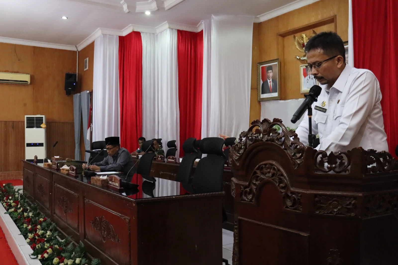 Pj. Bupati Batu Bara Berikan Jawaban Terhadap Pandangan Umum Fraksi Atas LKPJ Bupati Tahun 2023 dan Pembentukan Pansus LKPJ