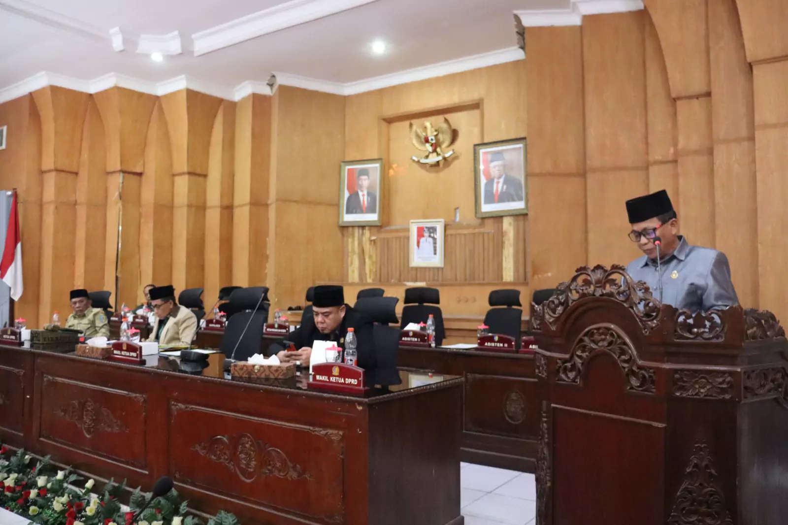 Rapat Paripurna DPRD Kabupaten Batu Bara: Suara Fraksi dalam Pandangan Umum KUA-PPAS R.APBD 2025