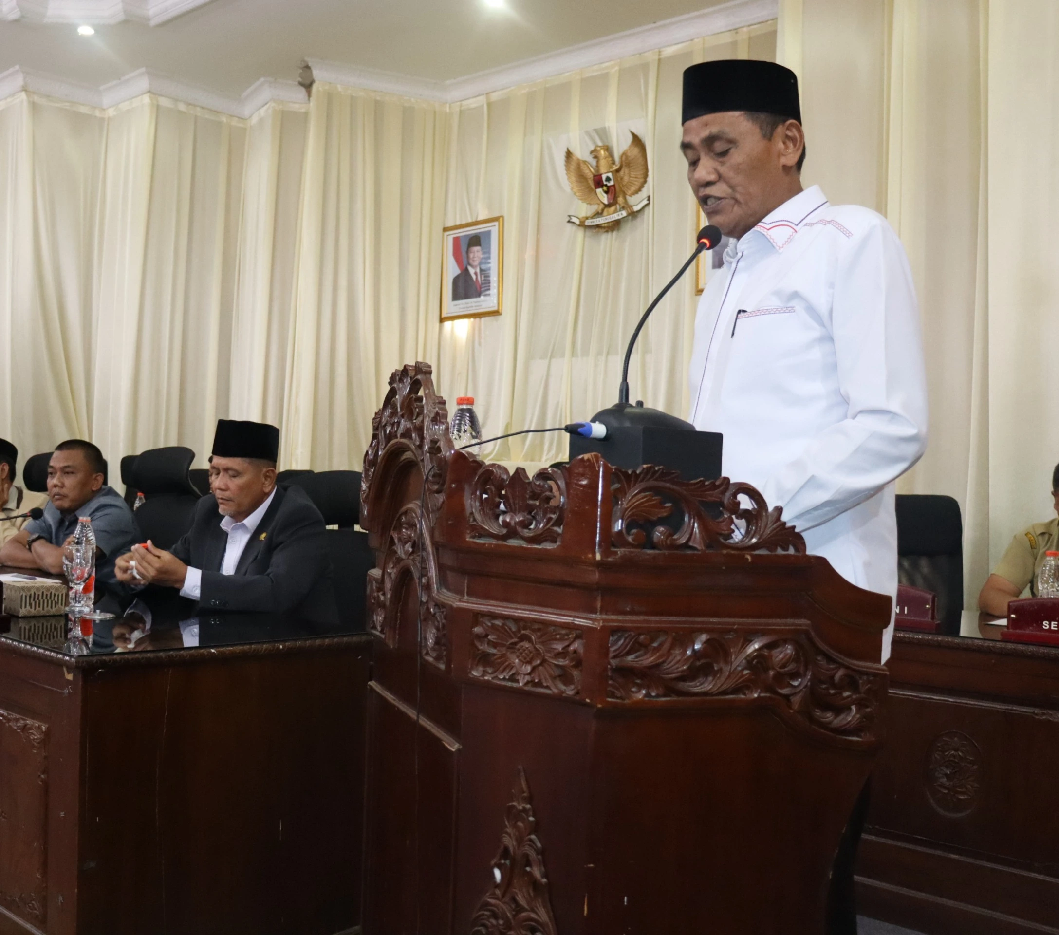 Paripurna DPRD Batu Bara Setujui Laporan Pansus Ranperda Perseroda